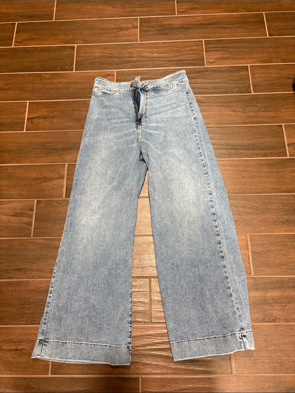 LC Lauren Conrad Light Wash Wide-Leg Jeans